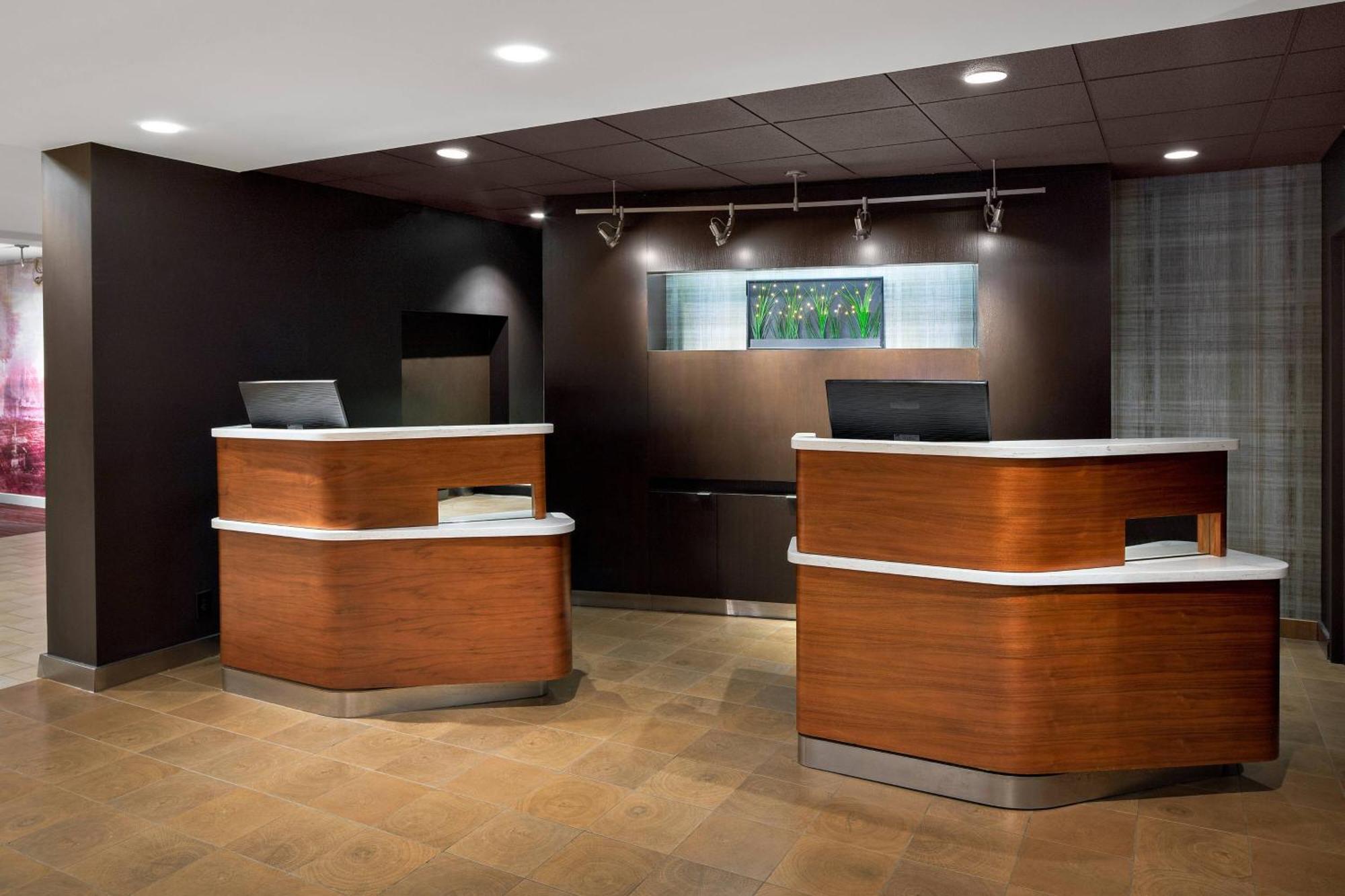 מלון Coraopolis Courtyard By Marriott Pittsburgh Airport מראה חיצוני תמונה