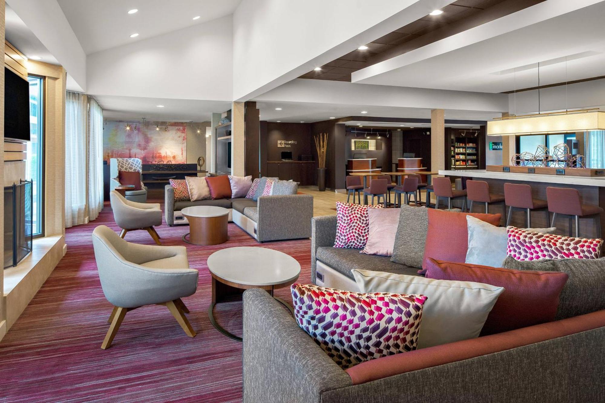 מלון Coraopolis Courtyard By Marriott Pittsburgh Airport מראה חיצוני תמונה